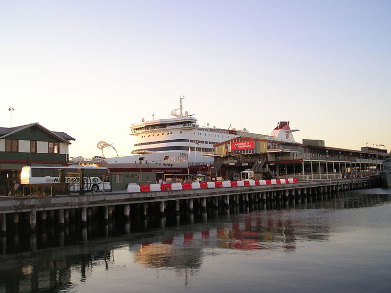 Station Pier