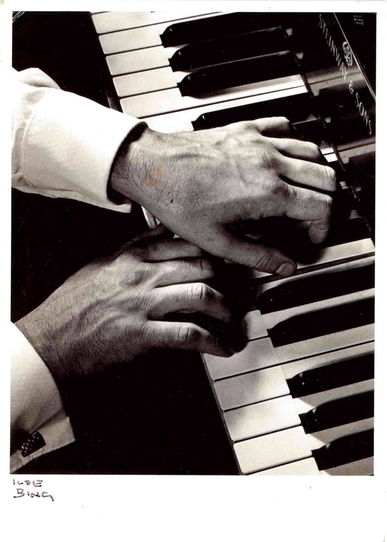 Bing photo
Konrad's hands