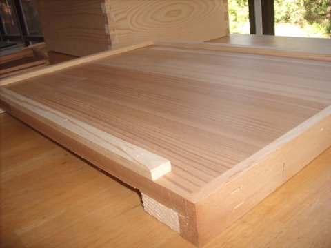 bottom board